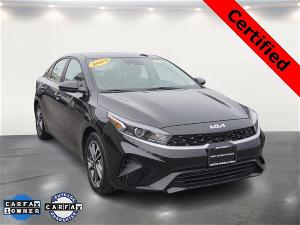 2023 Kia Forte LXS FWD