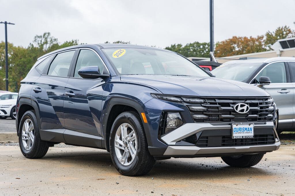 2025 Hyundai Tucson SE FWD