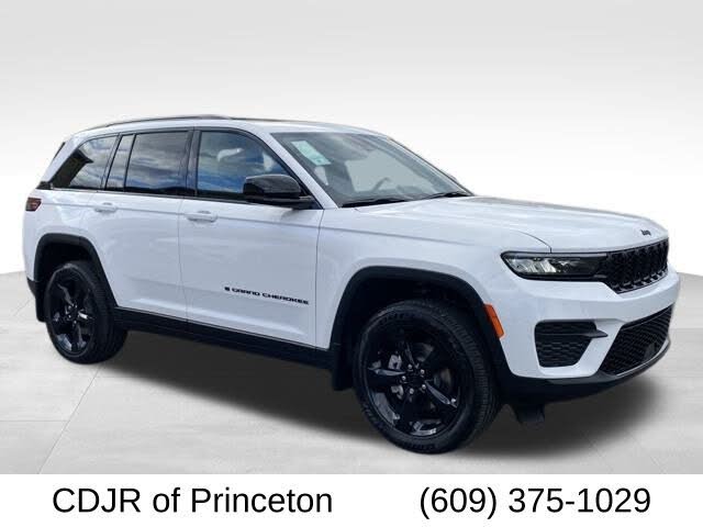 2025 Jeep Grand Cherokee Altitude X 4WD