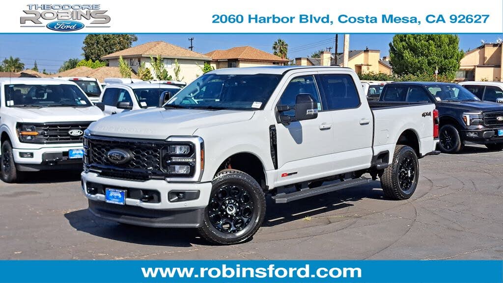 2026 Ford F-250 Super Duty Lariat Crew Cab 4WD