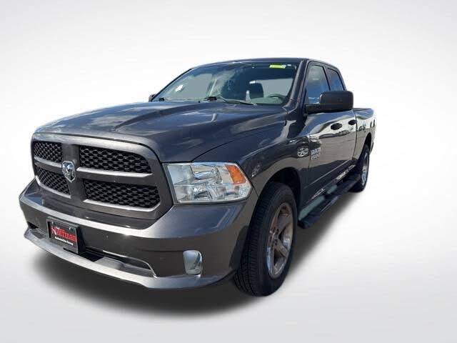 2016 RAM 1500 Express Quad Cab 4WD