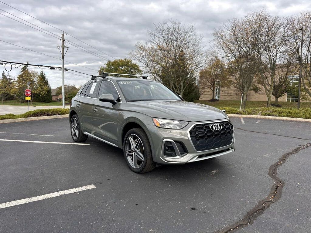 2024 Audi Q5 Hybrid Plug-in e quattro Premium S Line AWD