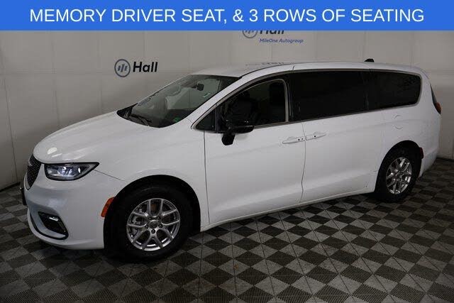 2024 Chrysler Pacifica Touring L FWD