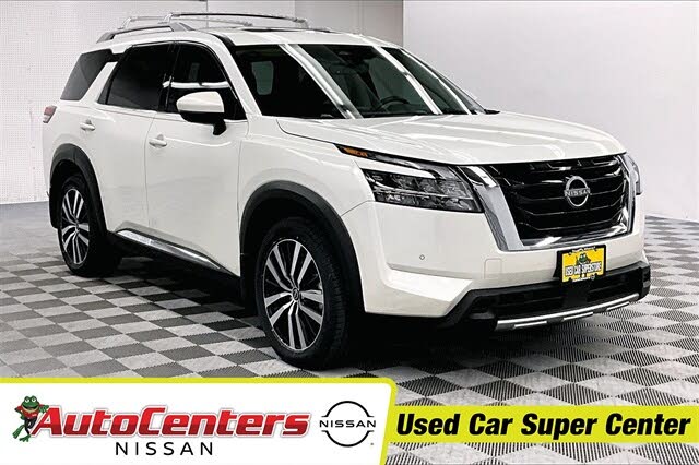 2024 Nissan Pathfinder Platinum FWD