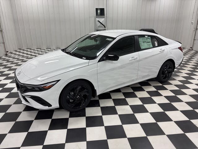 2026 Hyundai Elantra Hybrid SEL Sport FWD