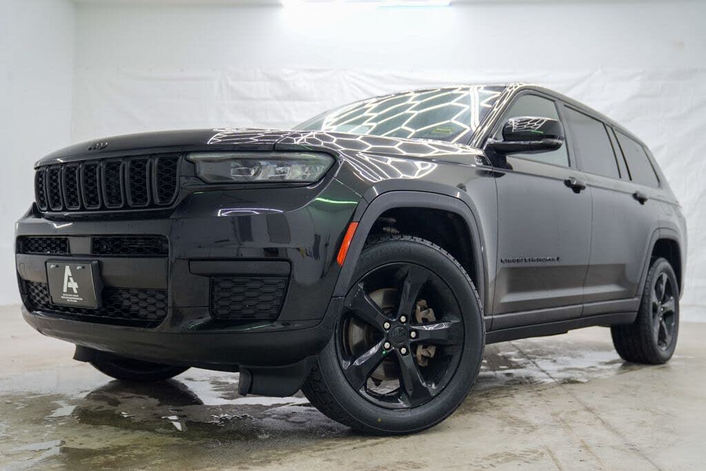 2022 Jeep Grand Cherokee L Altitude 4WD