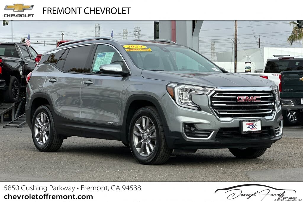 2024 GMC Terrain SLT AWD