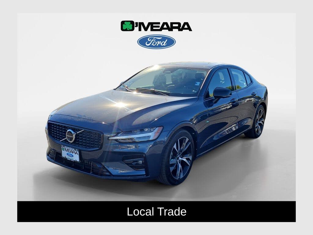 2024 Volvo S60 B5 Plus Dark Theme AWD