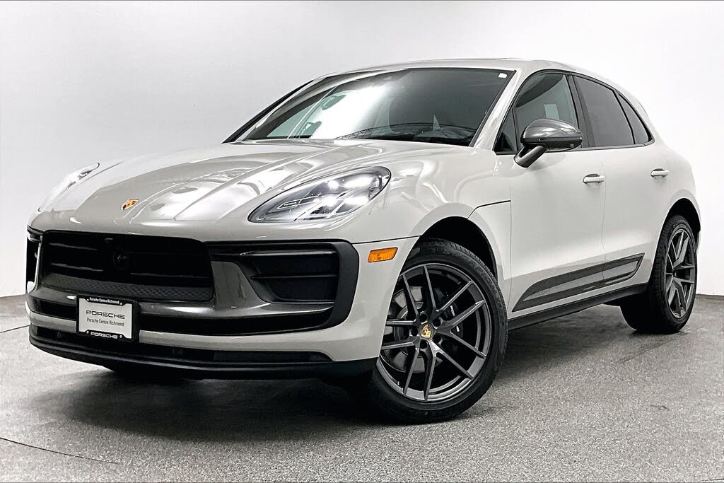 2026 Porsche Macan T AWD
