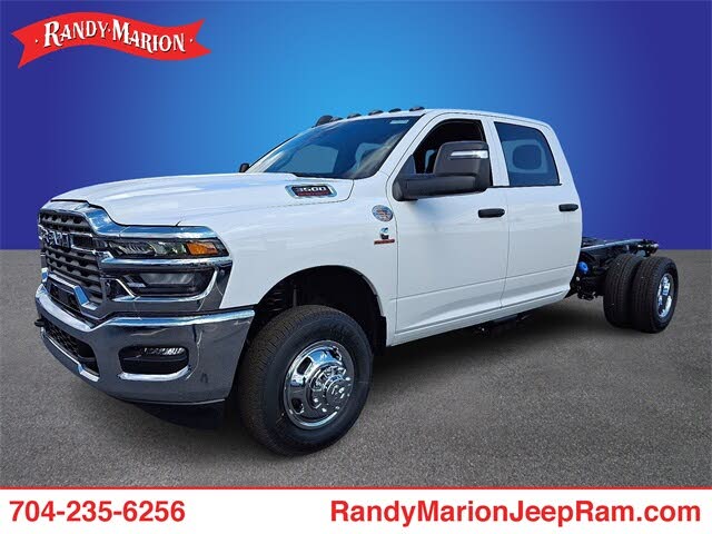 2026 RAM 3500 Chassis Tradesman Crew Cab LB DRW 4WD