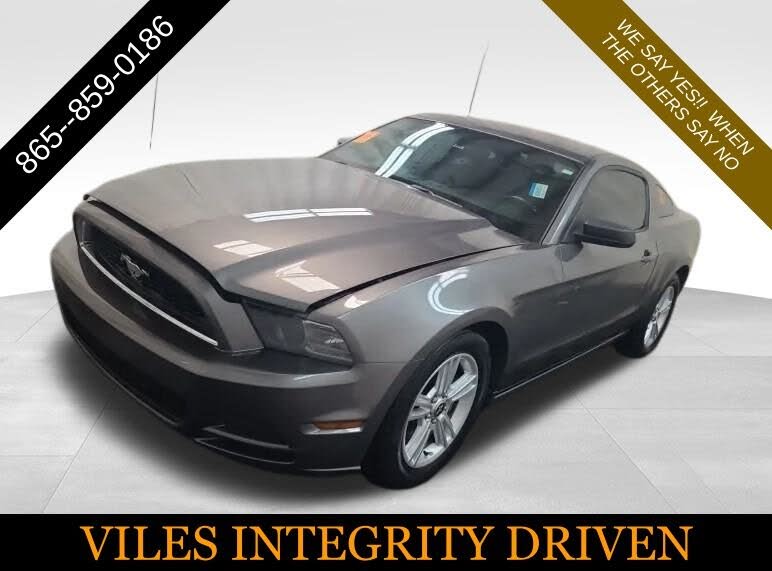 2014 Ford Mustang V6 Coupe RWD