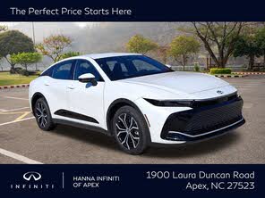 Toyota Crown XLE AWD