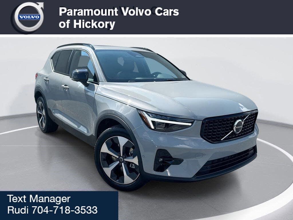 2026 Volvo XC40 B5 Plus AWD