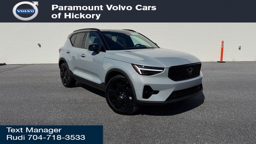 2026 Volvo XC40 B5 Ultra Black Edition AWD