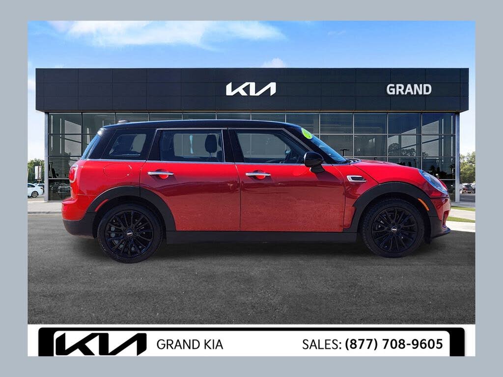 2017 MINI Cooper Clubman FWD