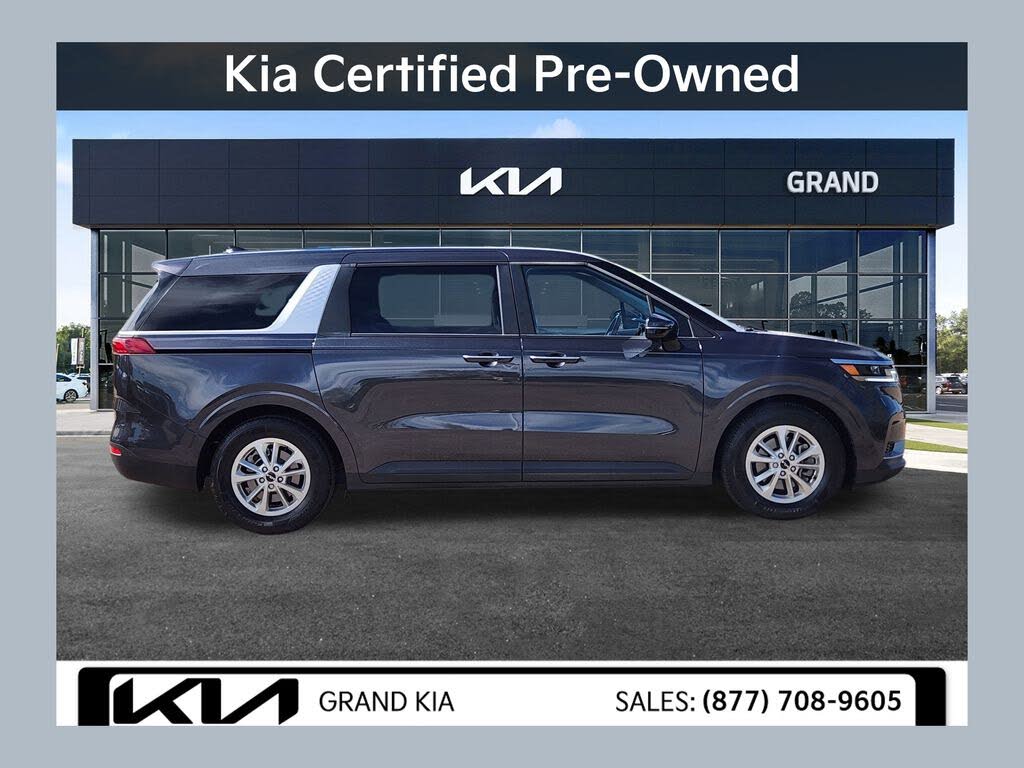 2023 Kia Carnival LX FWD
