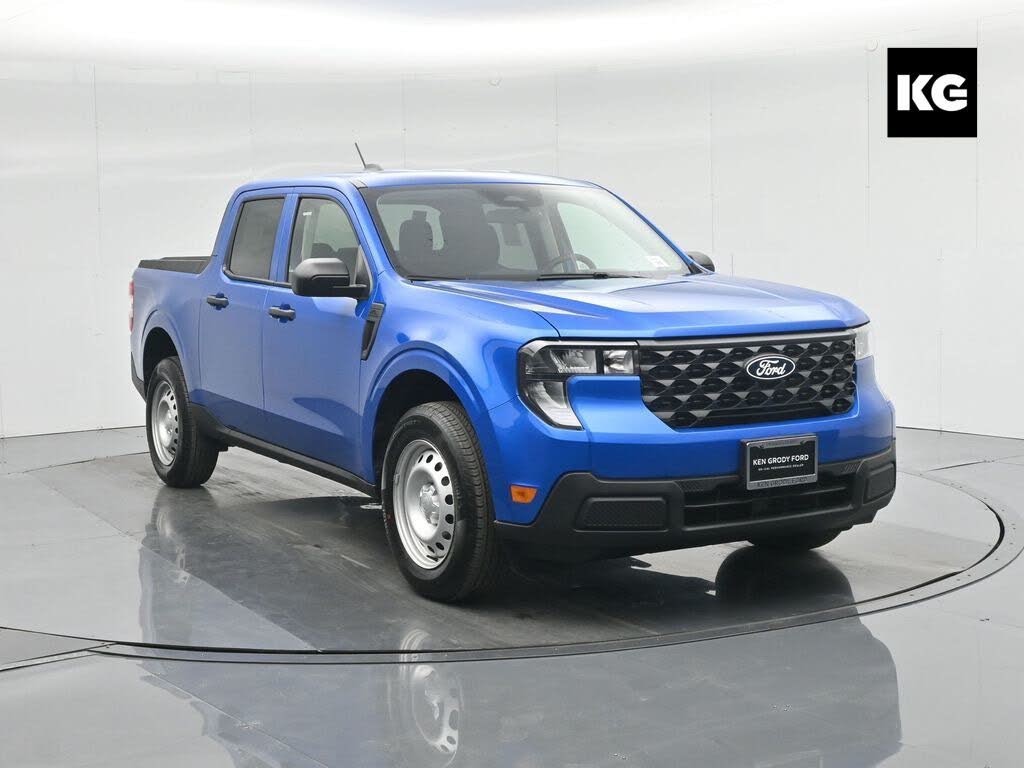 2025 Ford Maverick XL SuperCrew FWD