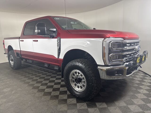 2026 Ford F-350 Super Duty Lariat Crew Cab 4WD