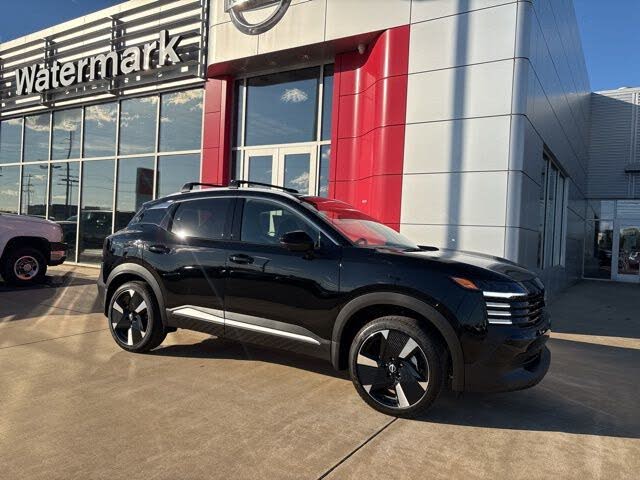 2026 Nissan Kicks SR AWD