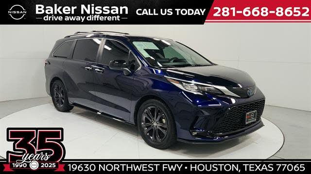 2023 Toyota Sienna XSE 7-Passenger FWD