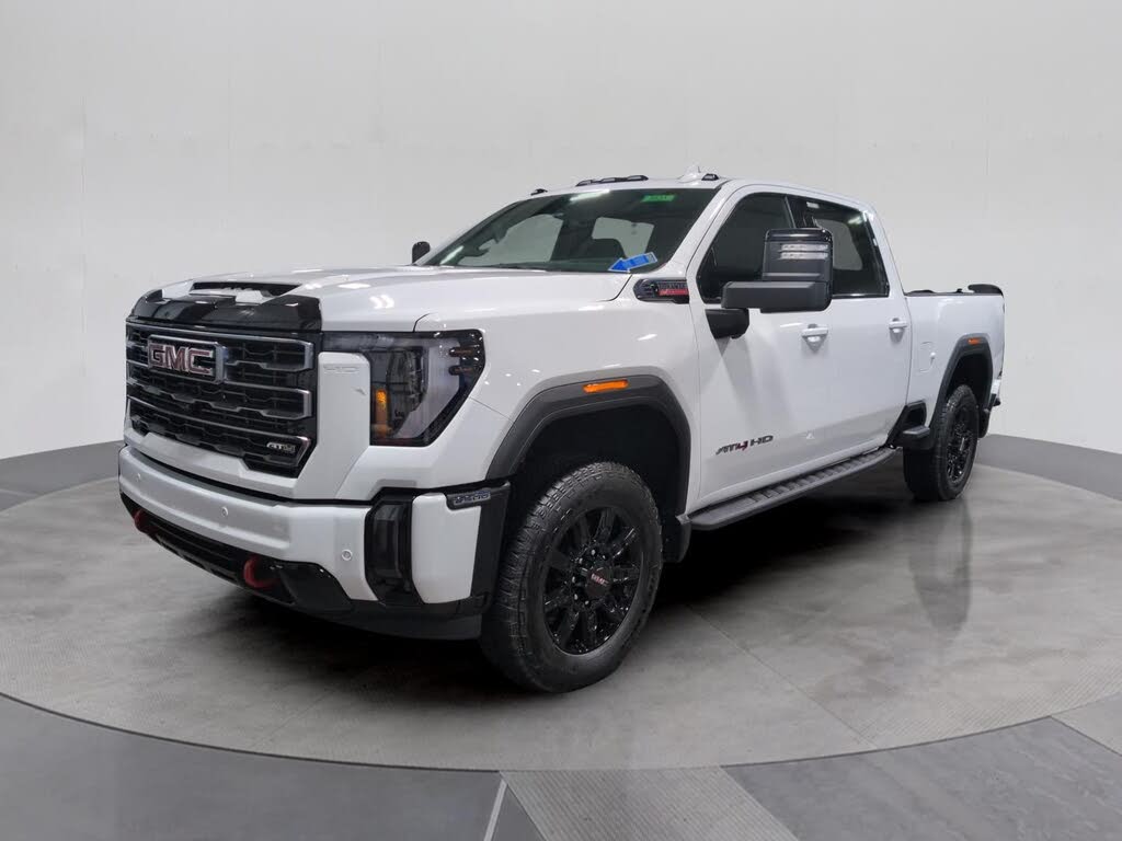 2024 GMC Sierra 2500HD AT4 Crew Cab 4WD
