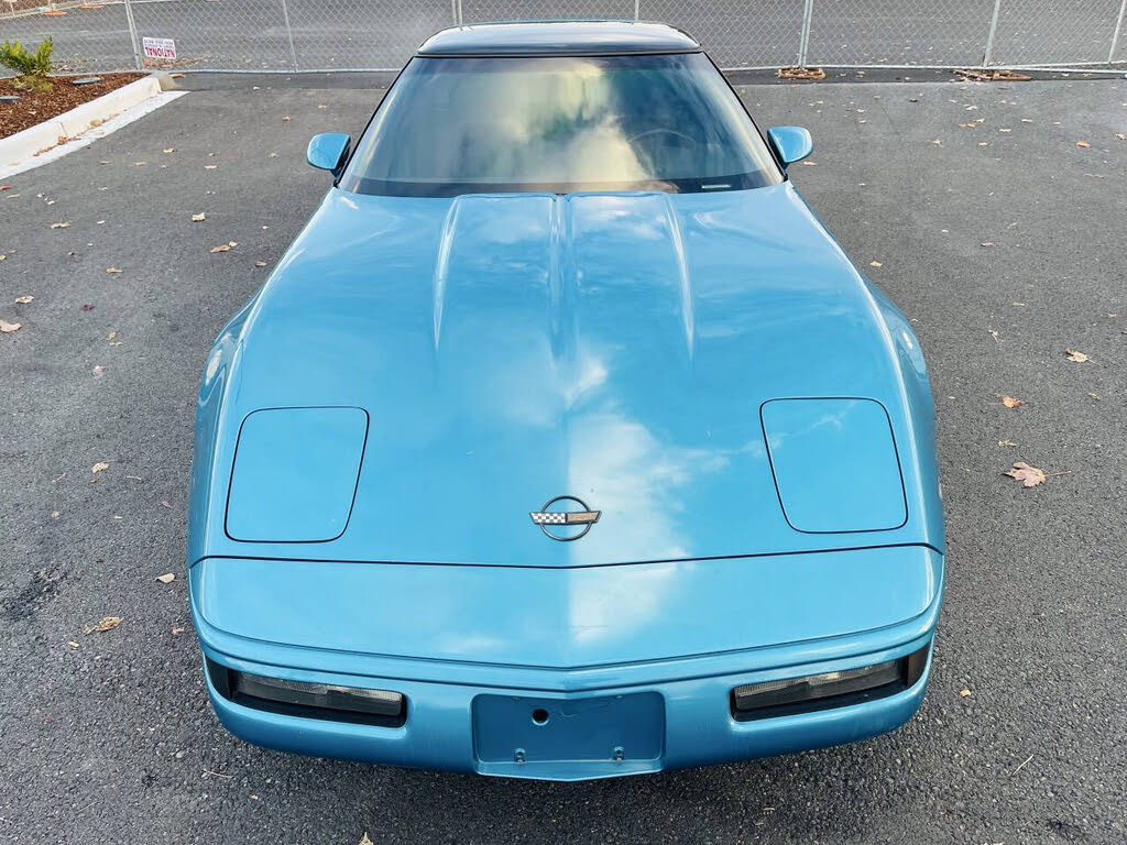 1992 Chevrolet Corvette Coupe RWD