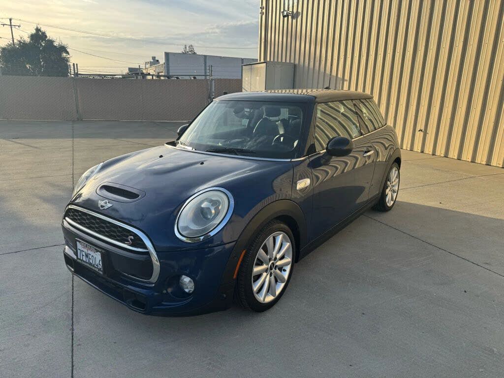 2014 MINI Cooper S Hatchback FWD