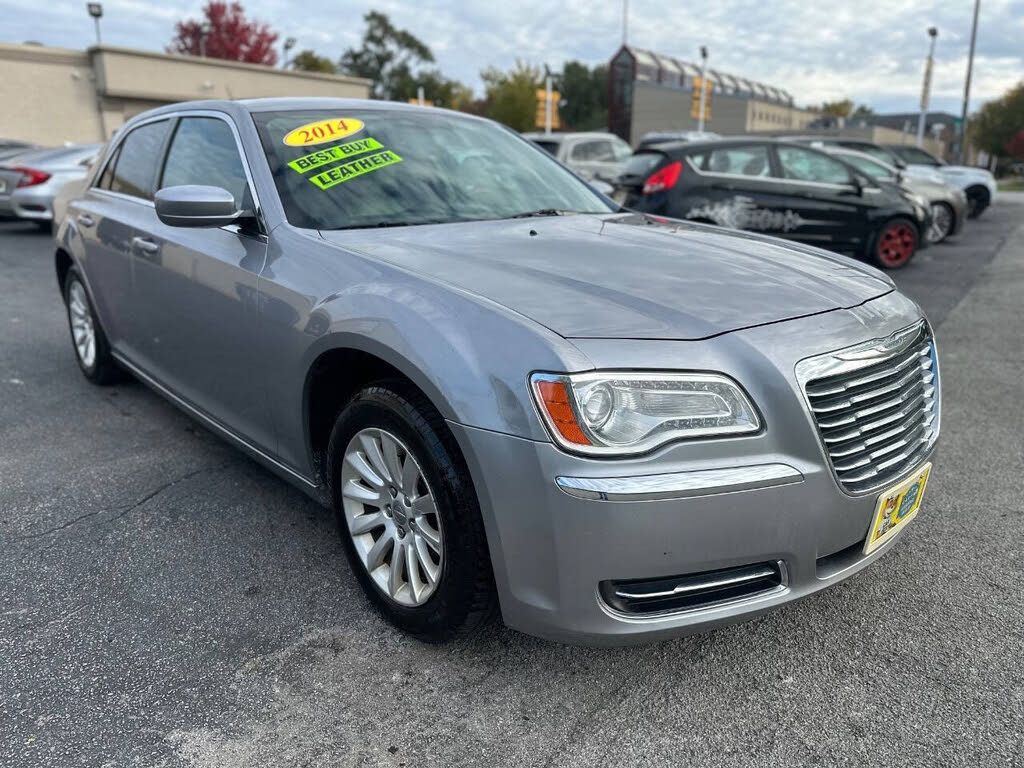 2014 Chrysler 300 RWD