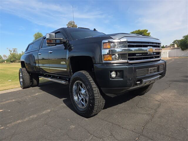 2019 Chevrolet Silverado 3500HD High Country Crew Cab 4WD