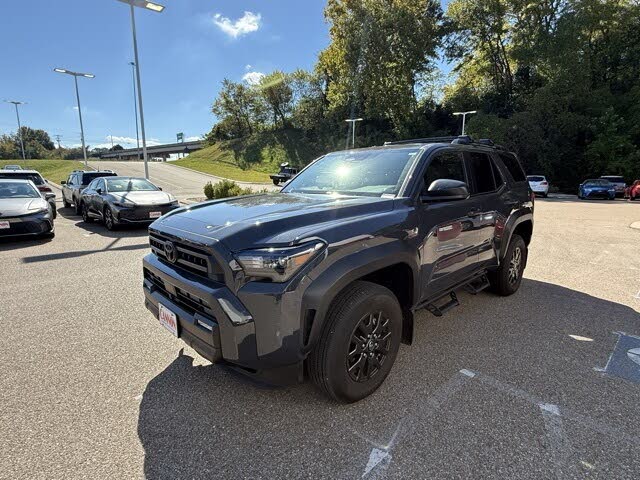 2025 Toyota 4Runner SR5 4WD