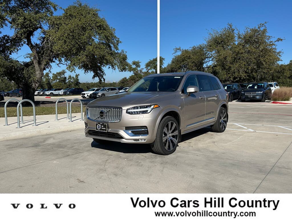 2025 Volvo XC90 B6 Ultra Bright Theme 7-Passenger AWD