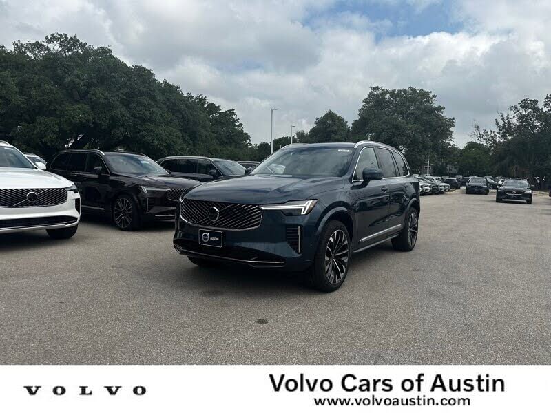 2025 Volvo XC90 Recharge T8 Plus Bright Theme 7-Passenger eAWD