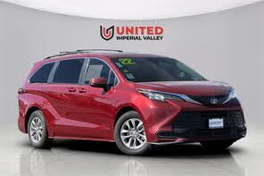 Toyota Sienna LE 8-Passenger AWD