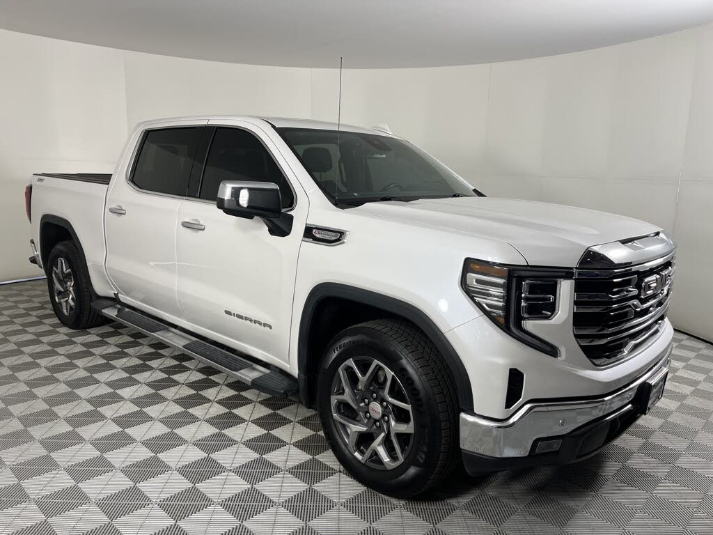 2023 GMC Sierra 1500 SLT Crew Cab 4WD