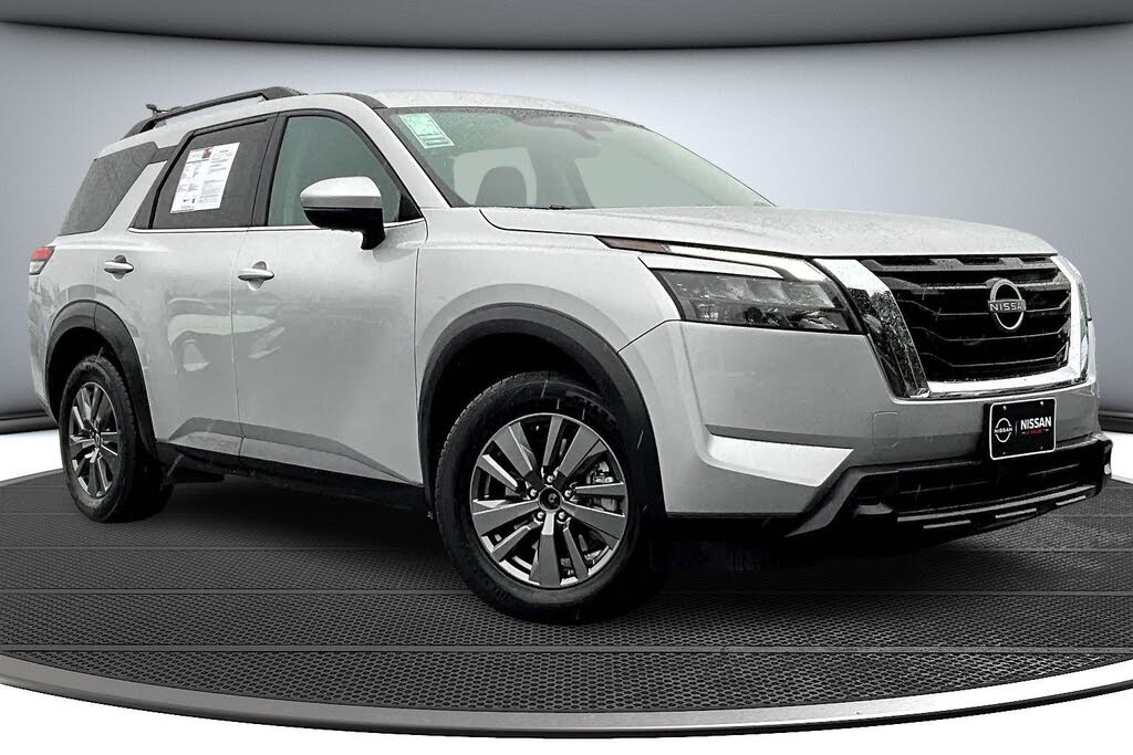 2024 Nissan Pathfinder SV 4WD