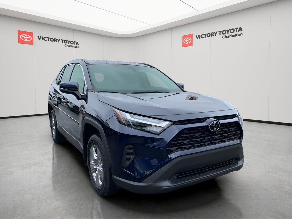2025 Toyota RAV4 Hybrid XLE AWD