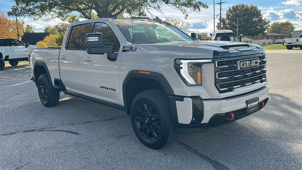 2026 GMC Sierra 3500HD AT4 Crew Cab 4WD