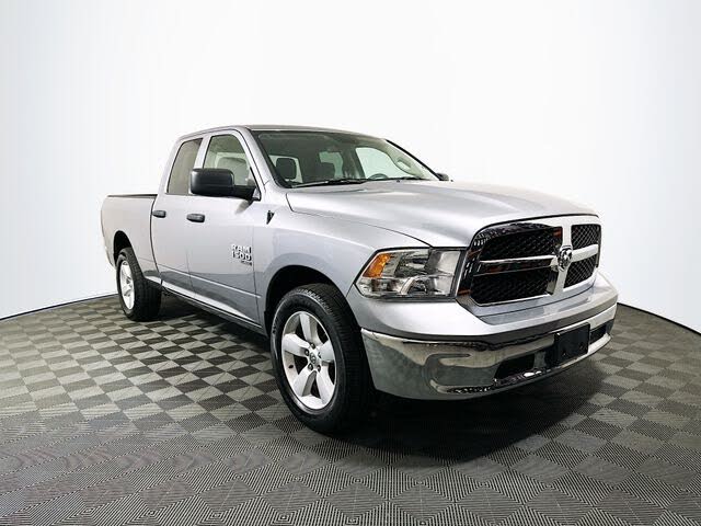 2024 RAM 1500 Classic SLT Quad Cab 4WD