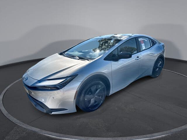 2026 Toyota Prius LE FWD