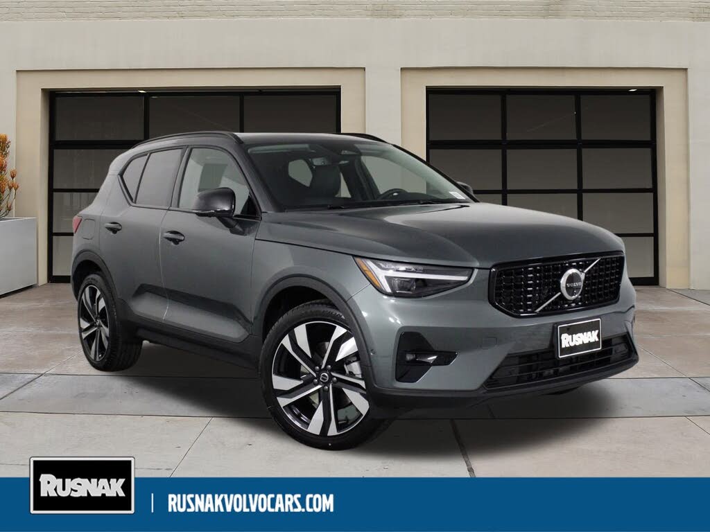 2026 Volvo XC40 B5 Ultra AWD