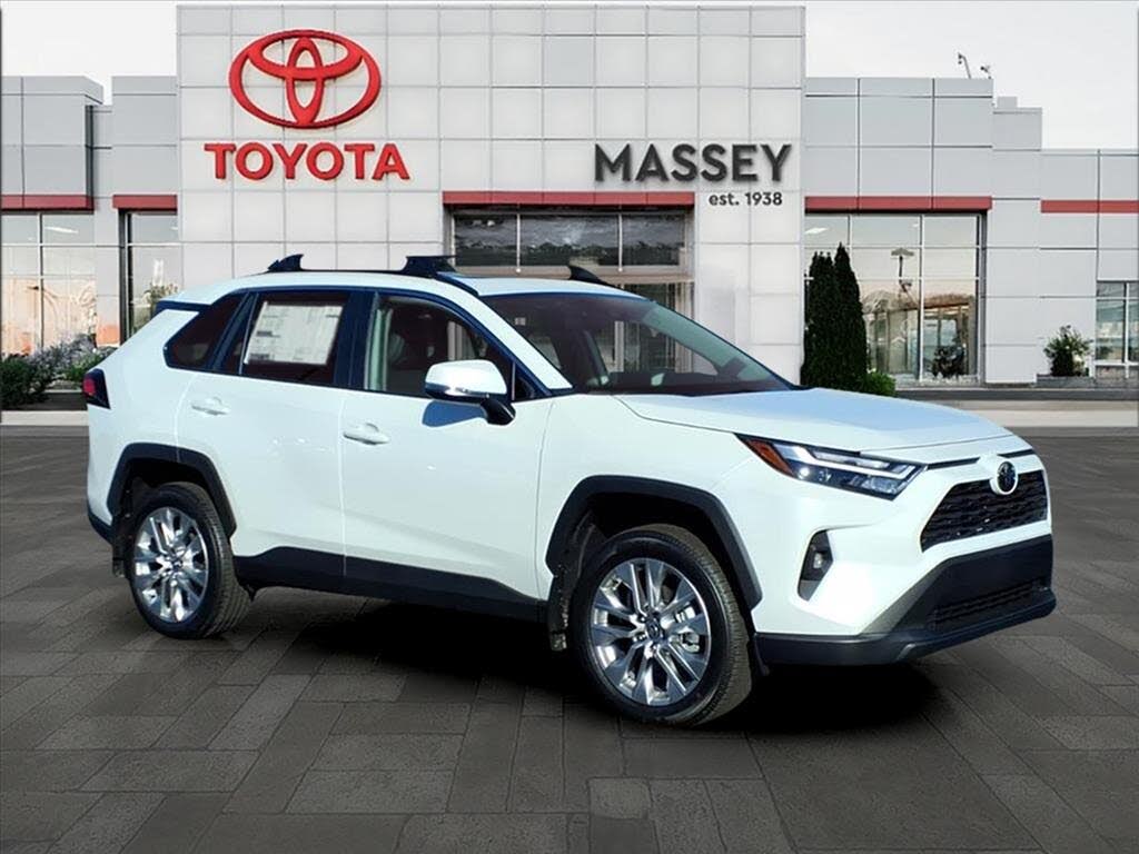 2025 Toyota RAV4 XLE Premium FWD