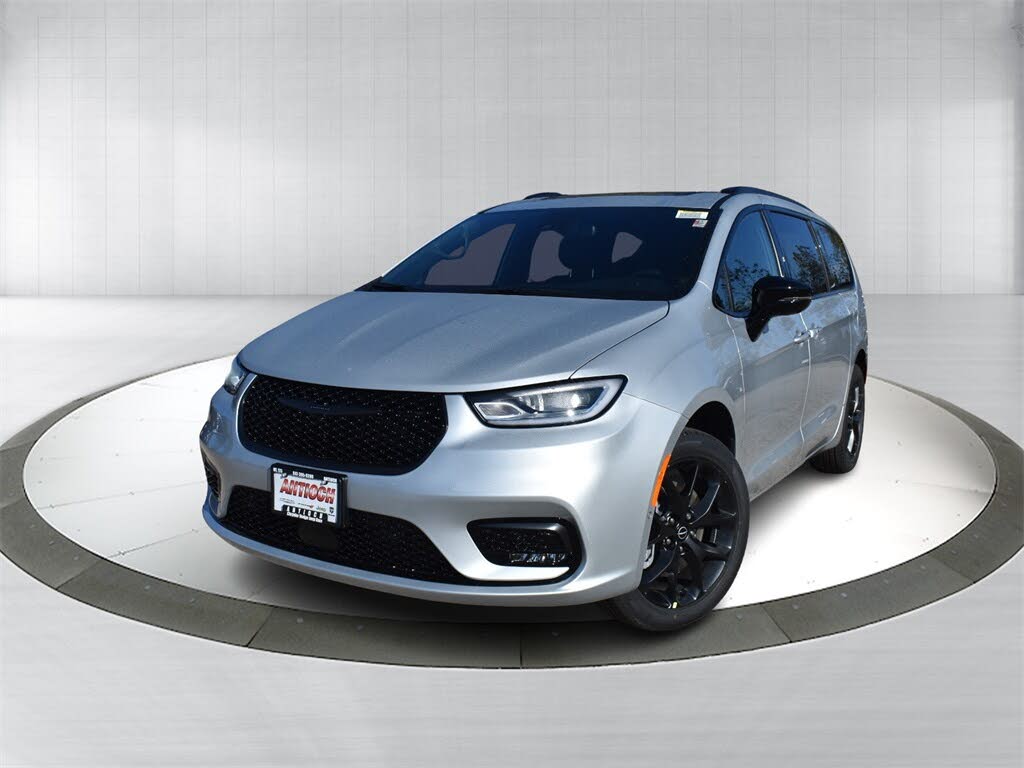 2026 Chrysler Pacifica Limited AWD