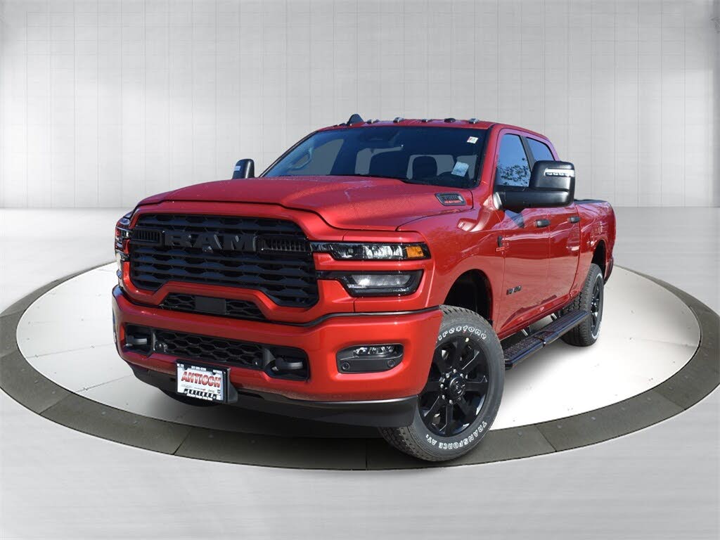 2026 RAM 3500 Big Horn Crew Cab 4WD