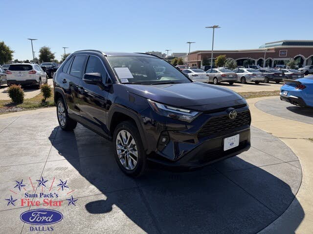 2025 Toyota RAV4 XLE Premium FWD