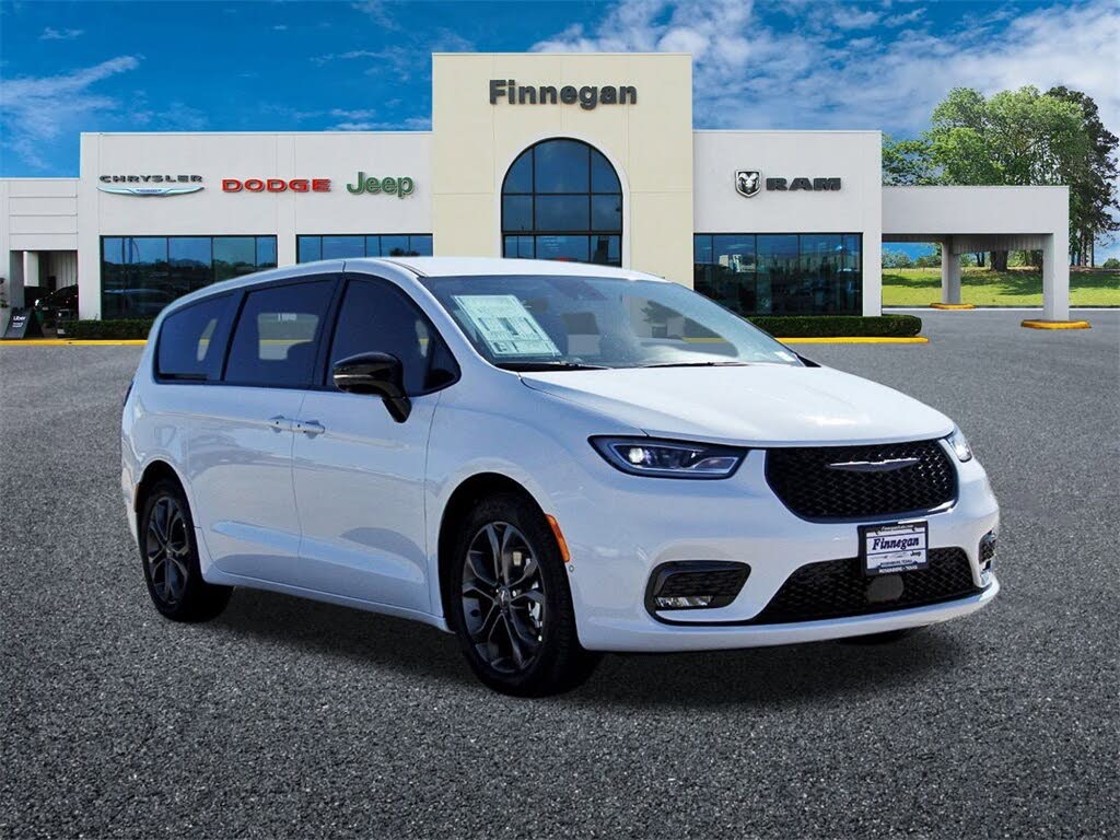 2026 Chrysler Pacifica Select FWD