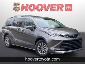 Toyota Sienna XLE 7-Passenger FWD