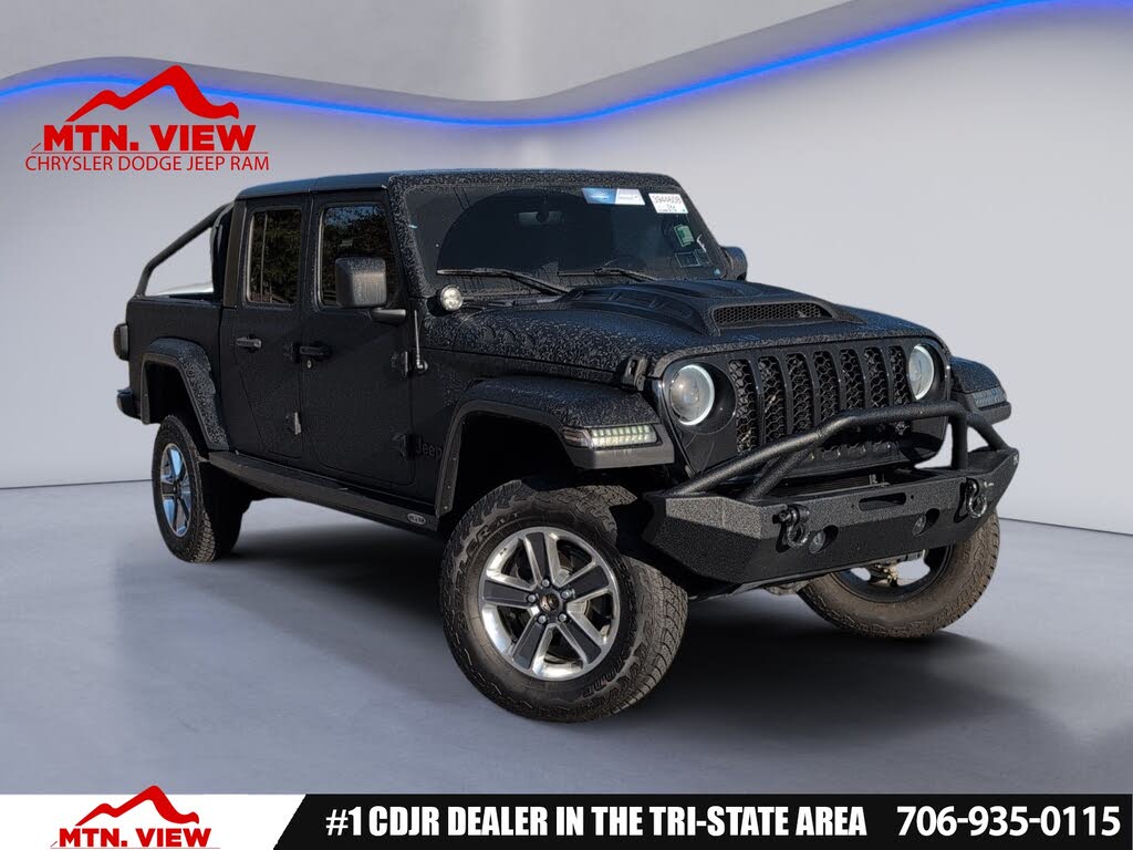 2021 Jeep Gladiator Willys Crew Cab 4WD