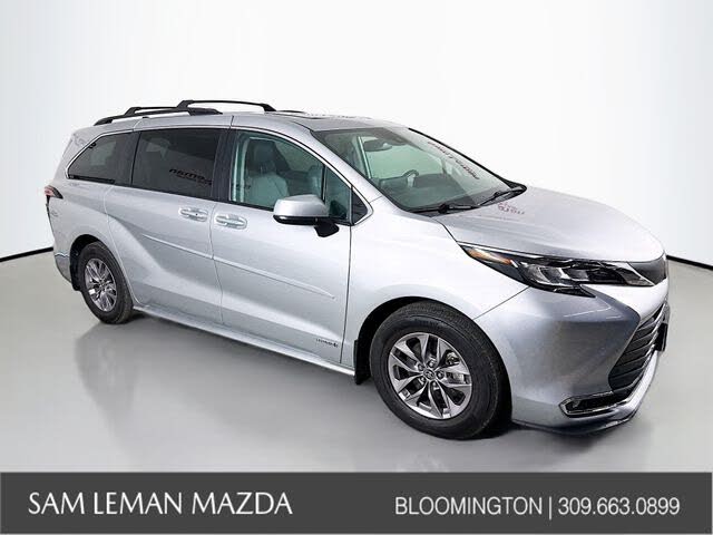 2021 Toyota Sienna XLE 7-Passenger AWD