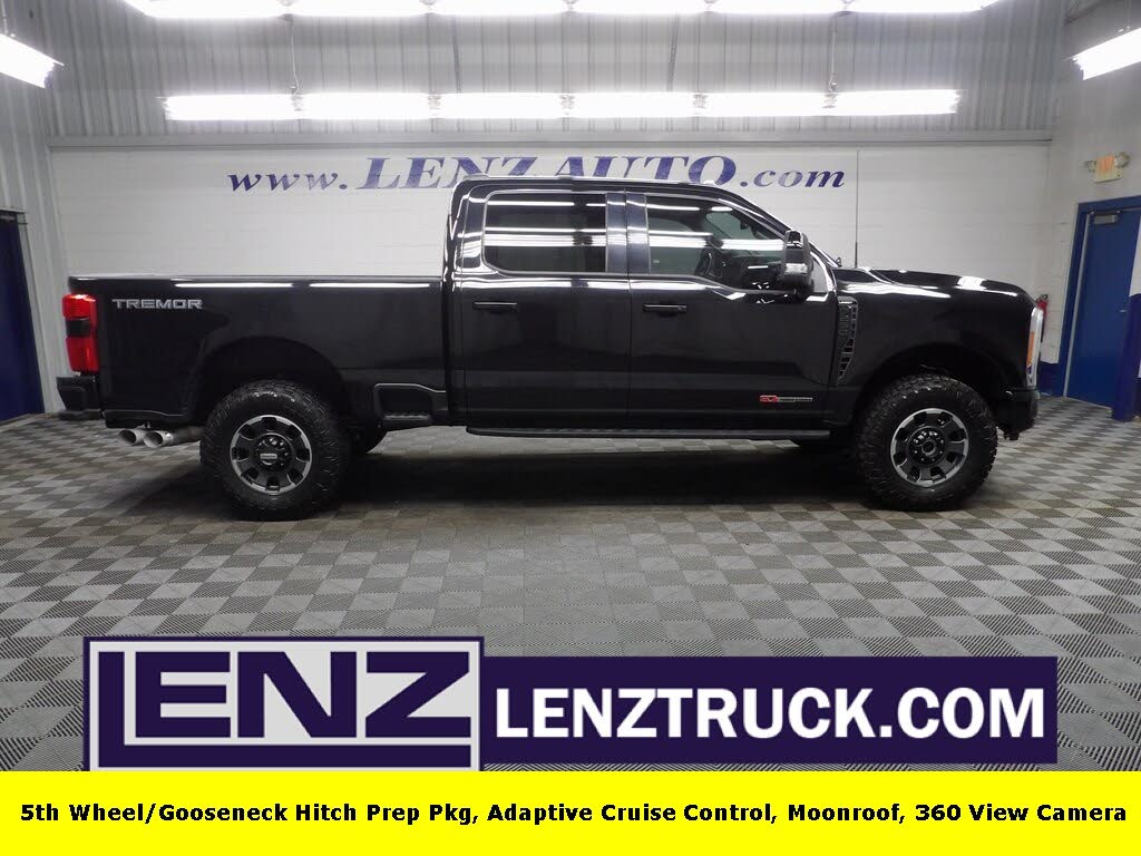 2023 Ford F-250 Super Duty Lariat Crew Cab 4WD