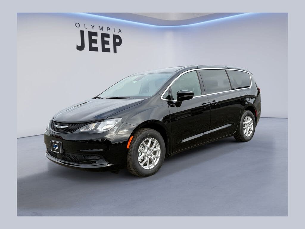 2025 Chrysler Voyager LX FWD